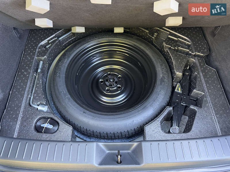 Внедорожник / Кроссовер Mazda CX-30 2023 в Запорожье