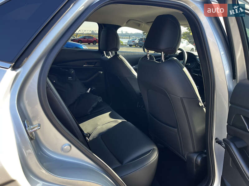 Внедорожник / Кроссовер Mazda CX-30 2020 в Киеве