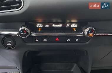 Внедорожник / Кроссовер Mazda CX-30 2021 в 