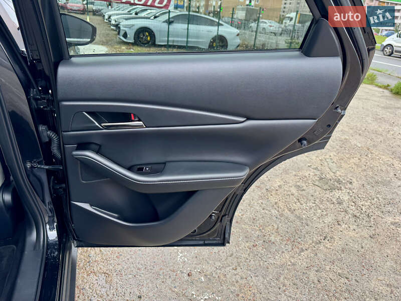 Позашляховик / Кросовер Mazda CX-30 2021 в Києві фото 30 Позашляховик / Кросовер Mazda CX-30 2021 в Києві