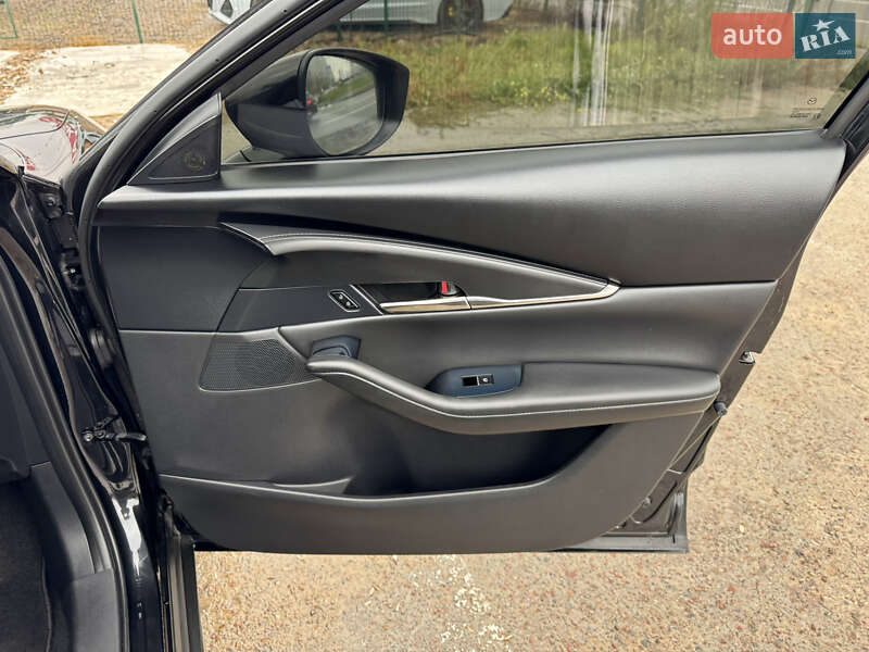 Позашляховик / Кросовер Mazda CX-30 2021 в Києві фото 35 Позашляховик / Кросовер Mazda CX-30 2021 в Києві