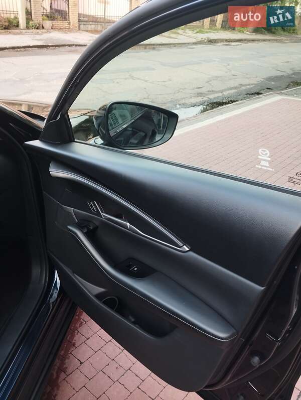 Внедорожник / Кроссовер Mazda CX-30 2024 в Черновцах