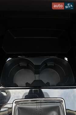 Позашляховик / Кросовер Mazda CX-30 2024 в 