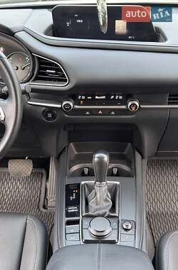 Позашляховик / Кросовер Mazda CX-30 2022 в  фото 13 Позашляховик / Кросовер Mazda CX-30 2022 в