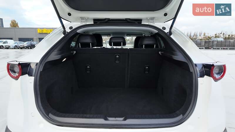 Внедорожник / Кроссовер Mazda CX-30 2022 в Киеве