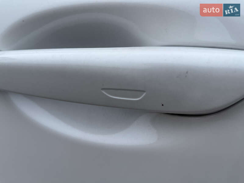 Позашляховик / Кросовер Mazda CX-30 2020 в Дніпрі фото 22 Позашляховик / Кросовер Mazda CX-30 2020 в Дніпрі