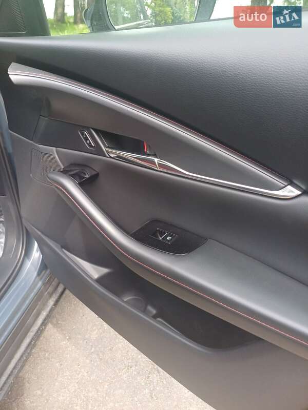 Позашляховик / Кросовер Mazda CX-30 2023 в Гадячі