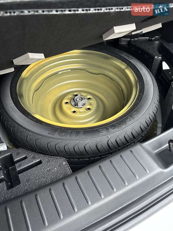 Позашляховик / Кросовер Mazda CX-30 2023 в Києві фото 16 Позашляховик / Кросовер Mazda CX-30 2023 в Києві