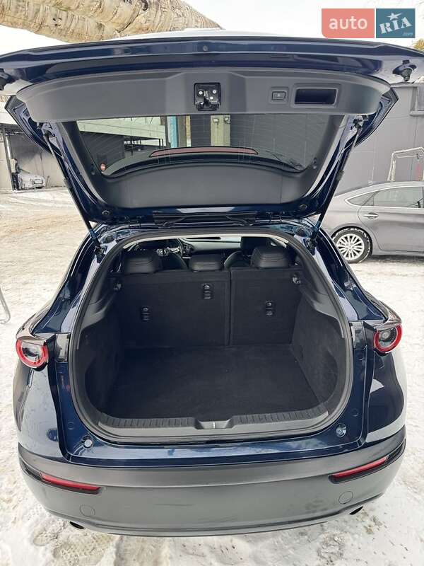 Внедорожник / Кроссовер Mazda CX-30 2019 в Киеве