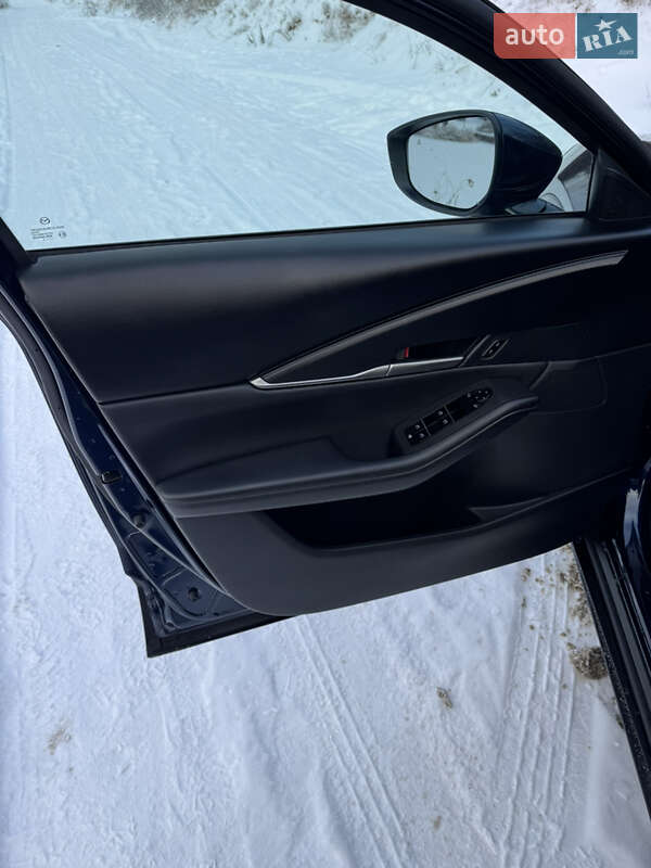 Внедорожник / Кроссовер Mazda CX-30 2023 в Киеве