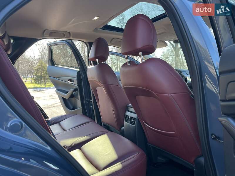 Внедорожник / Кроссовер Mazda CX-30 2022 в Днепре