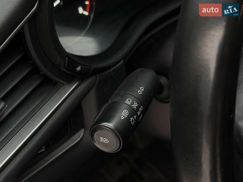 Внедорожник / Кроссовер Mazda CX-30 2021 в Киеве фото 19 Внедорожник / Кроссовер Mazda CX-30 2021 в Киеве