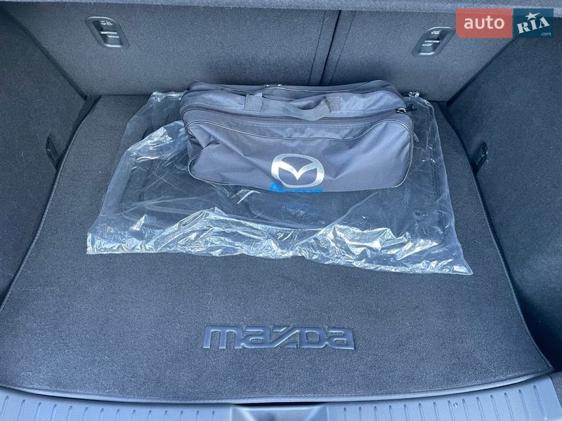 Внедорожник / Кроссовер Mazda CX-30 2024 в Киеве