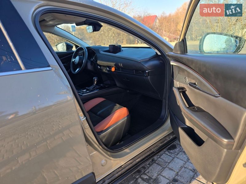 Внедорожник / Кроссовер Mazda CX-30 2024 в Киеве