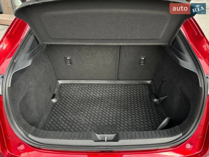 Внедорожник / Кроссовер Mazda CX-30 2020 в Киеве фото 35 Внедорожник / Кроссовер Mazda CX-30 2020 в Киеве