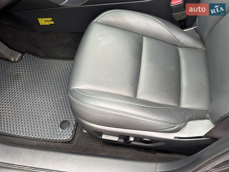 Внедорожник / Кроссовер Mazda CX-30 2023 в Львове