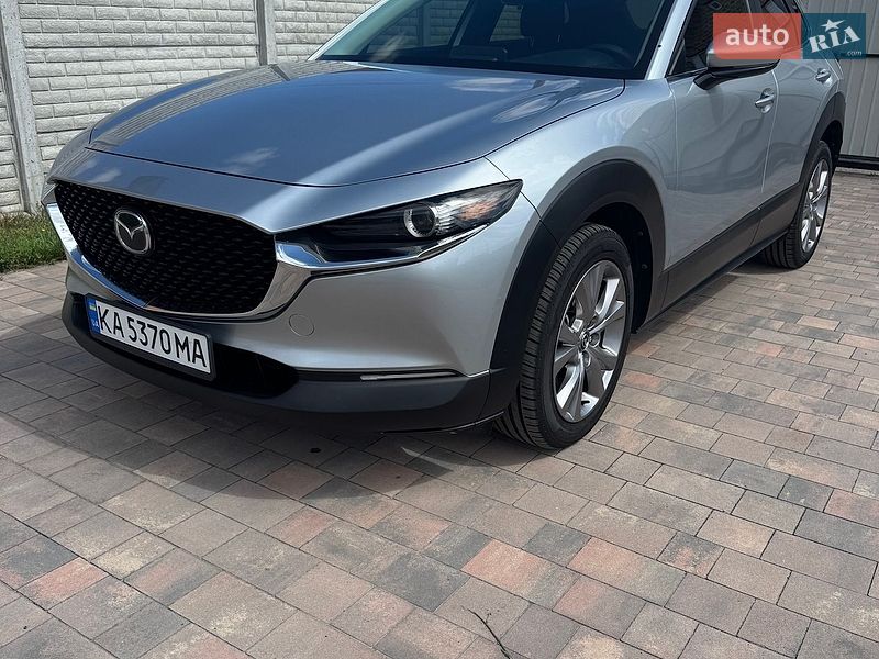 Mazda CX-30, photos from the listing