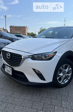 Внедорожник / Кроссовер Mazda CX-3 2017 в 