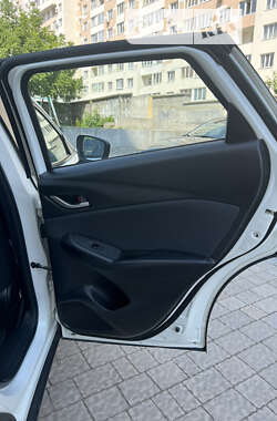 Внедорожник / Кроссовер Mazda CX-3 2017 в 