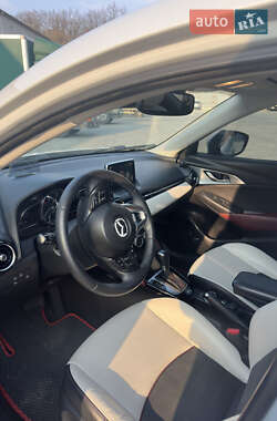Внедорожник / Кроссовер Mazda CX-3 2015 в 