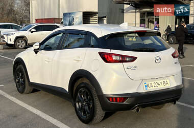 Позашляховик / Кросовер Mazda CX-3 2016 в 