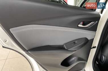 Позашляховик / Кросовер Mazda CX-3 2023 в 