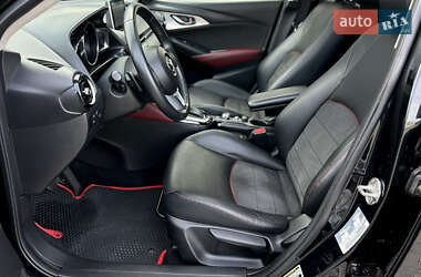 Внедорожник / Кроссовер Mazda CX-3 2016 в 