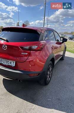 Внедорожник / Кроссовер Mazda CX-3 2015 в 