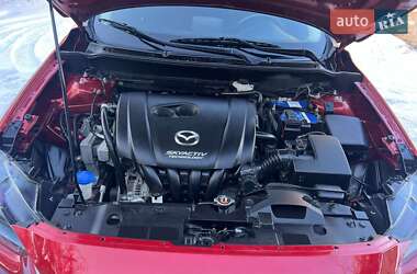 Внедорожник / Кроссовер Mazda CX-3 2015 в 
