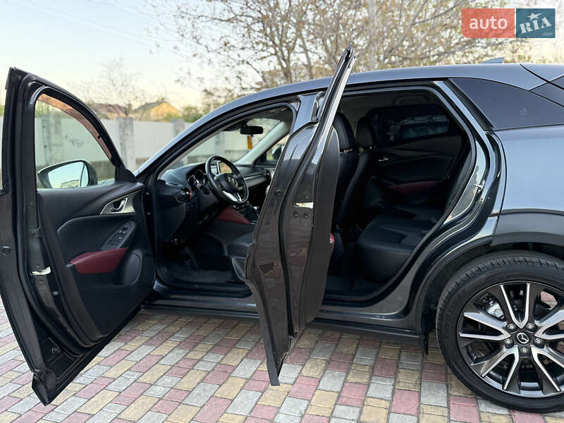 Внедорожник / Кроссовер Mazda CX-3 2016 в Одессе