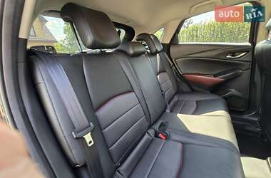 Внедорожник / Кроссовер Mazda CX-3 2015 в 
