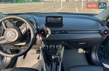 Внедорожник / Кроссовер Mazda CX-3 2017 в 