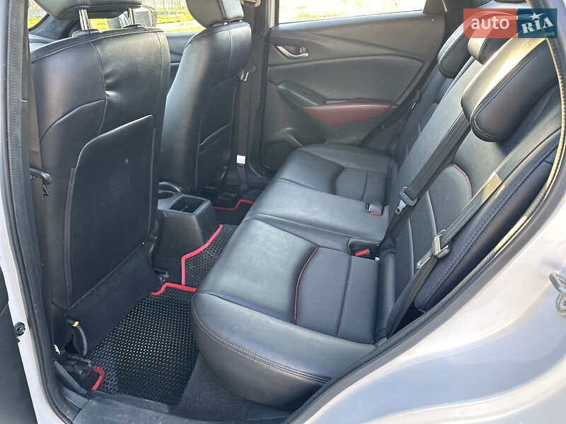 Внедорожник / Кроссовер Mazda CX-3 2017 в Сумах