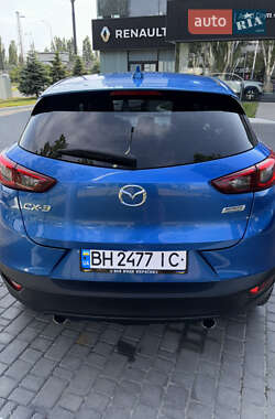 Внедорожник / Кроссовер Mazda CX-3 2016 в 