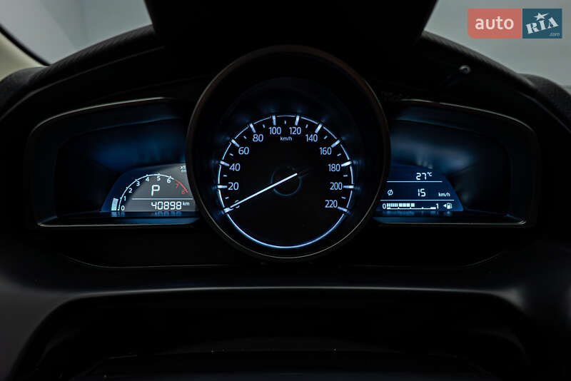 Хэтчбек Mazda CX-3 2017 в Киеве фото 9 Хэтчбек Mazda CX-3 2017 в Киеве