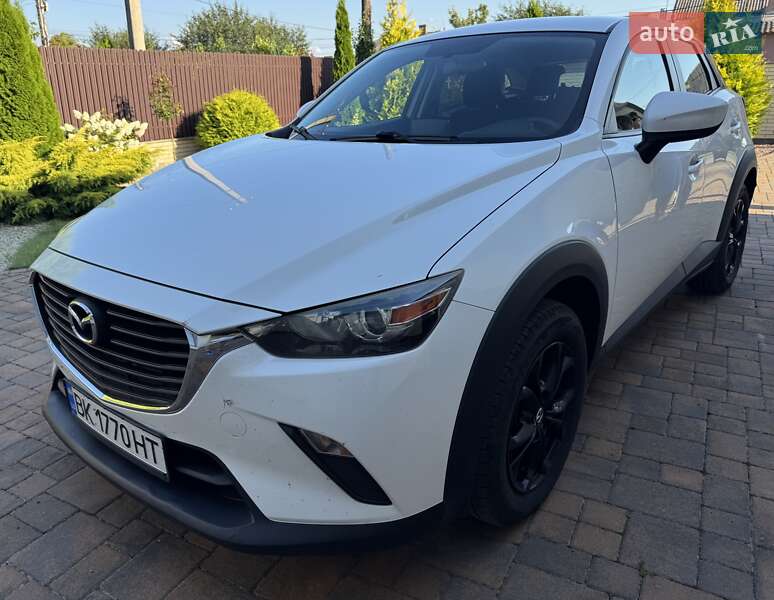 Внедорожник / Кроссовер Mazda CX-3 2016 в 