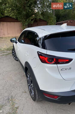 Внедорожник / Кроссовер Mazda CX-3 2018 в 