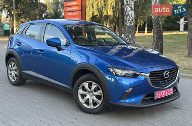 Внедорожник / Кроссовер Mazda CX-3 2017 в 