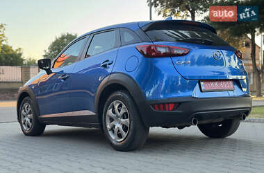 Внедорожник / Кроссовер Mazda CX-3 2017 в 