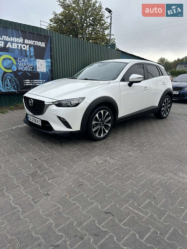 Внедорожник / Кроссовер Mazda CX-3 2018 в 