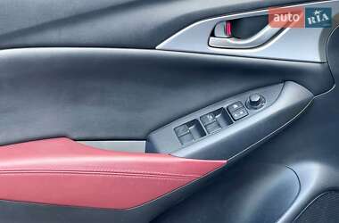 Внедорожник / Кроссовер Mazda CX-3 2015 в 