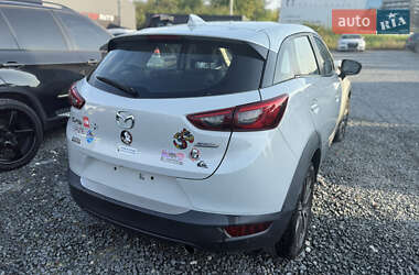 Внедорожник / Кроссовер Mazda CX-3 2016 в 
