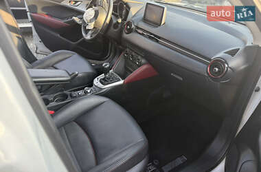 Внедорожник / Кроссовер Mazda CX-3 2016 в 