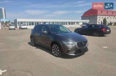 Позашляховик / Кросовер Mazda CX-3 2018 в 
