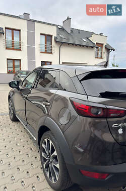 Позашляховик / Кросовер Mazda CX-3 2018 в 