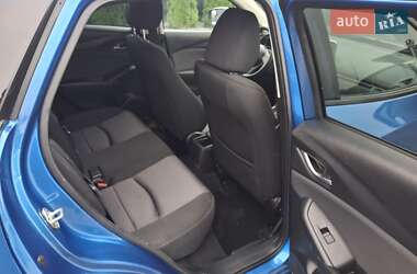 Позашляховик / Кросовер Mazda CX-3 2017 в 