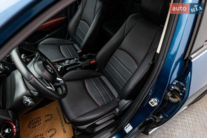 Внедорожник / Кроссовер Mazda CX-3 2018 в Киеве