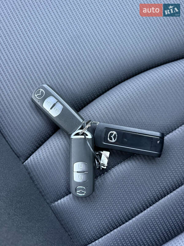 Позашляховик / Кросовер Mazda CX-3 2016 в Одесі фото 57 Позашляховик / Кросовер Mazda CX-3 2016 в Одесі