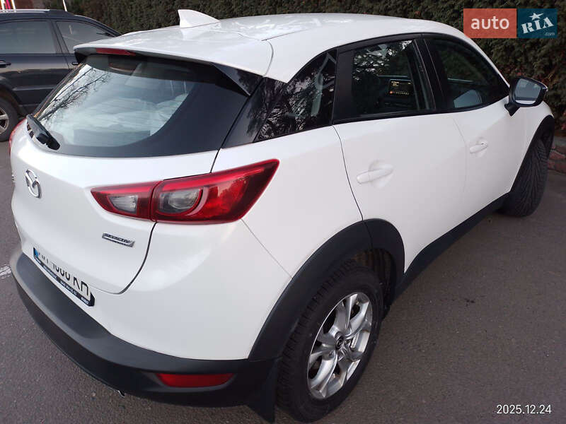 Внедорожник / Кроссовер Mazda CX-3 2016 в Киеве