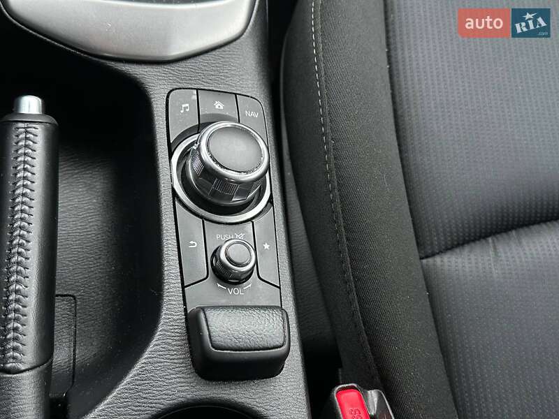 Внедорожник / Кроссовер Mazda CX-3 2016 в Киеве